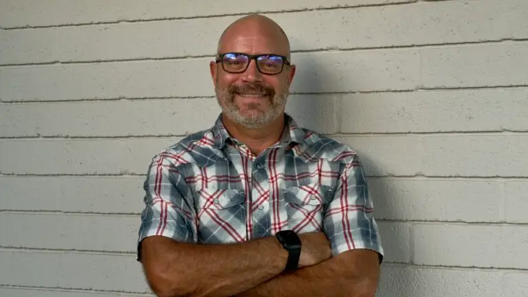 AA-Ron Repair Owner Aaron Brown Tempe Handyman Services